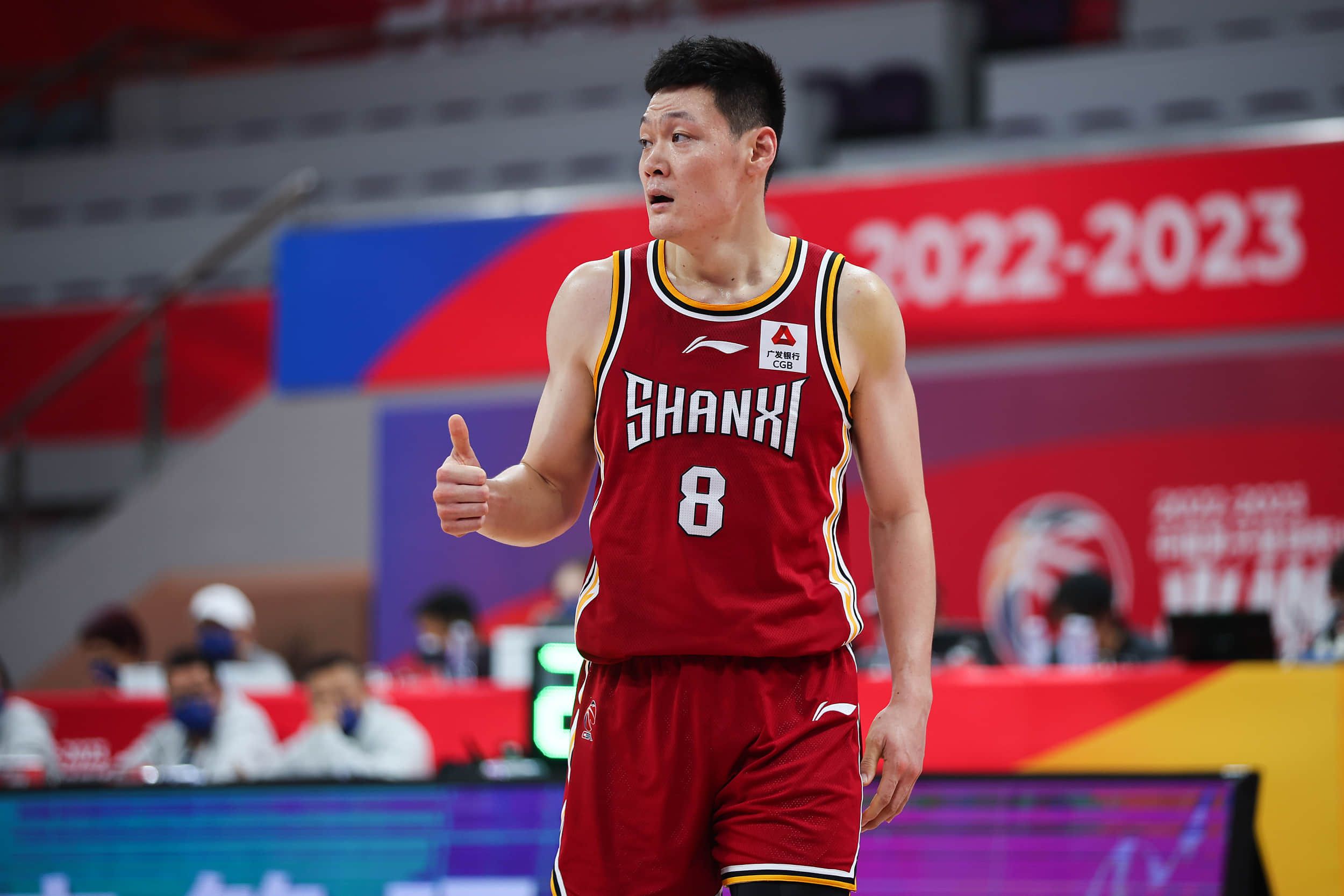 🏀CBA战报：张宁24+10，李炎哲25+9，新疆128-121终结山西7连胜